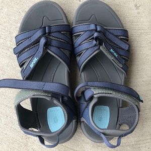Navy Sandals!
